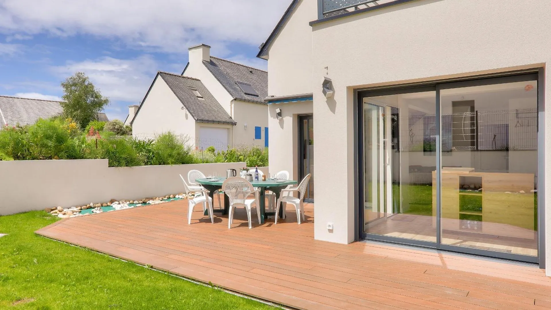 Maison Avec Jardin - A 400M Plage Des Govelins 圣吉勒达德吕伊 0*,  法国